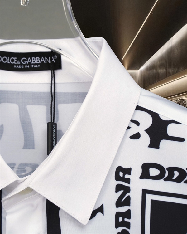 ブランドシャツ角部分ディテール